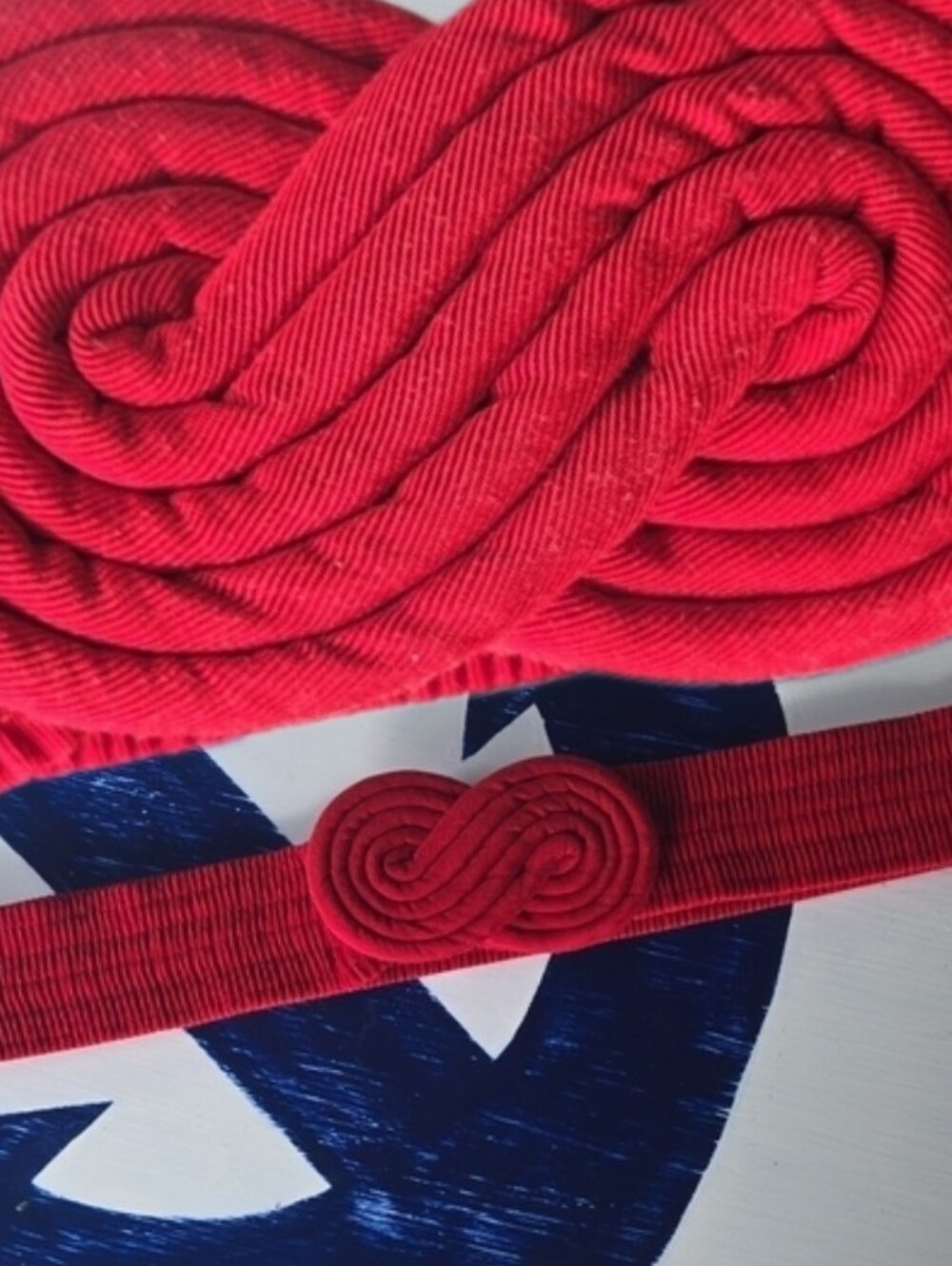 Red Stretchy Fabric Belt With Swirl Clasp